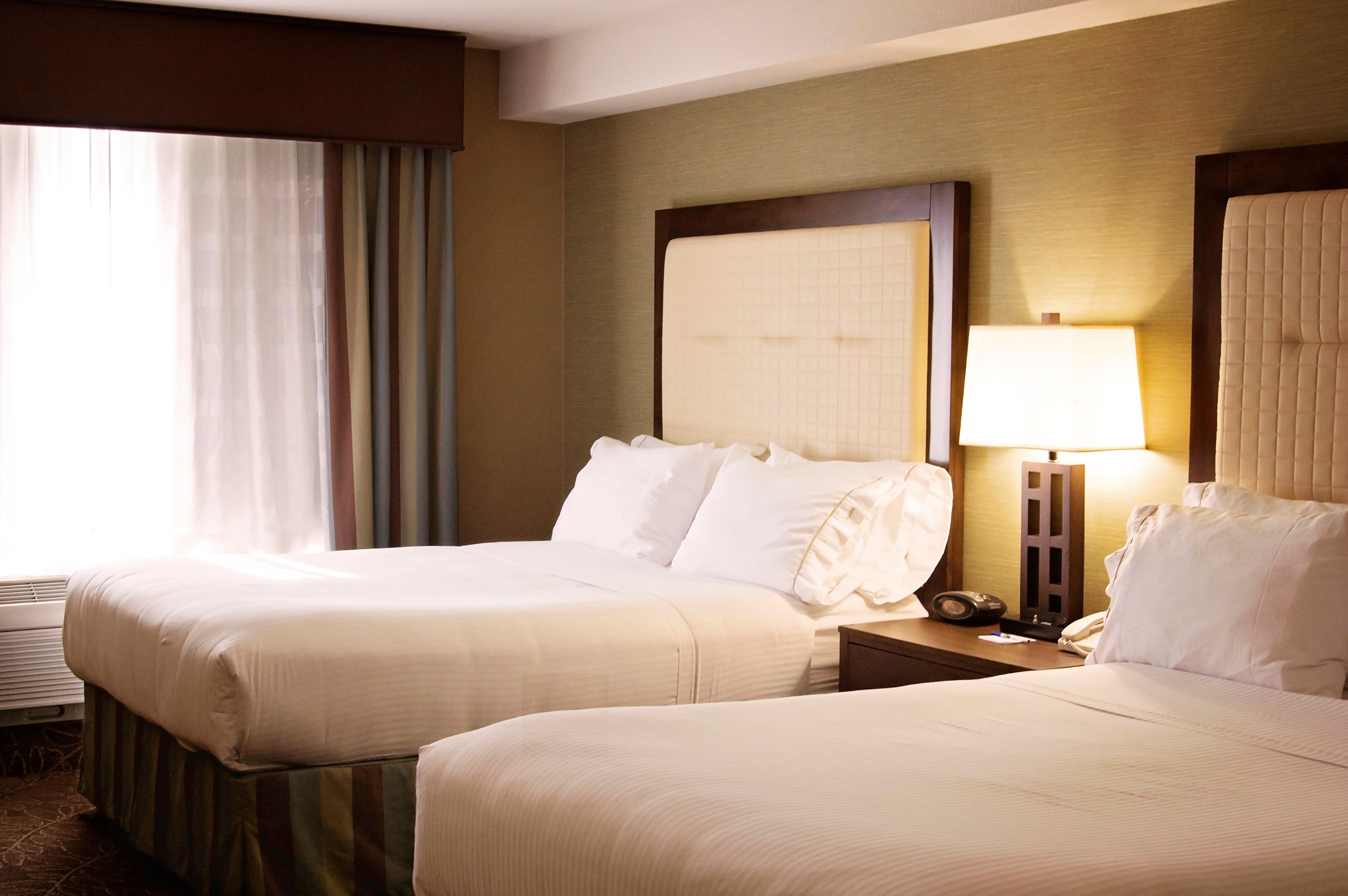 Holiday Inn Express & Suites Logan By Ihg Ngoại thất bức ảnh