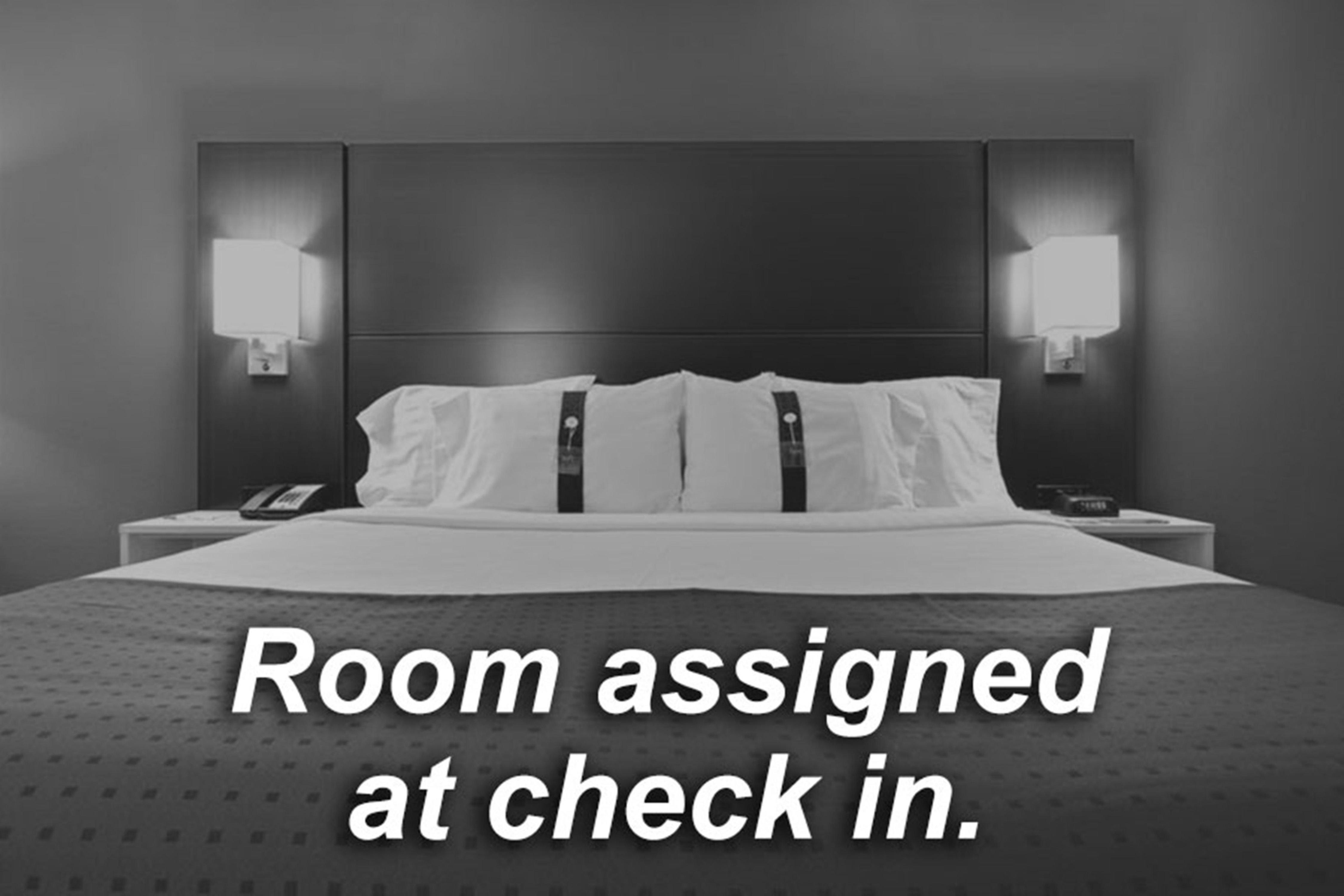 Holiday Inn Express & Suites Logan By Ihg Ngoại thất bức ảnh