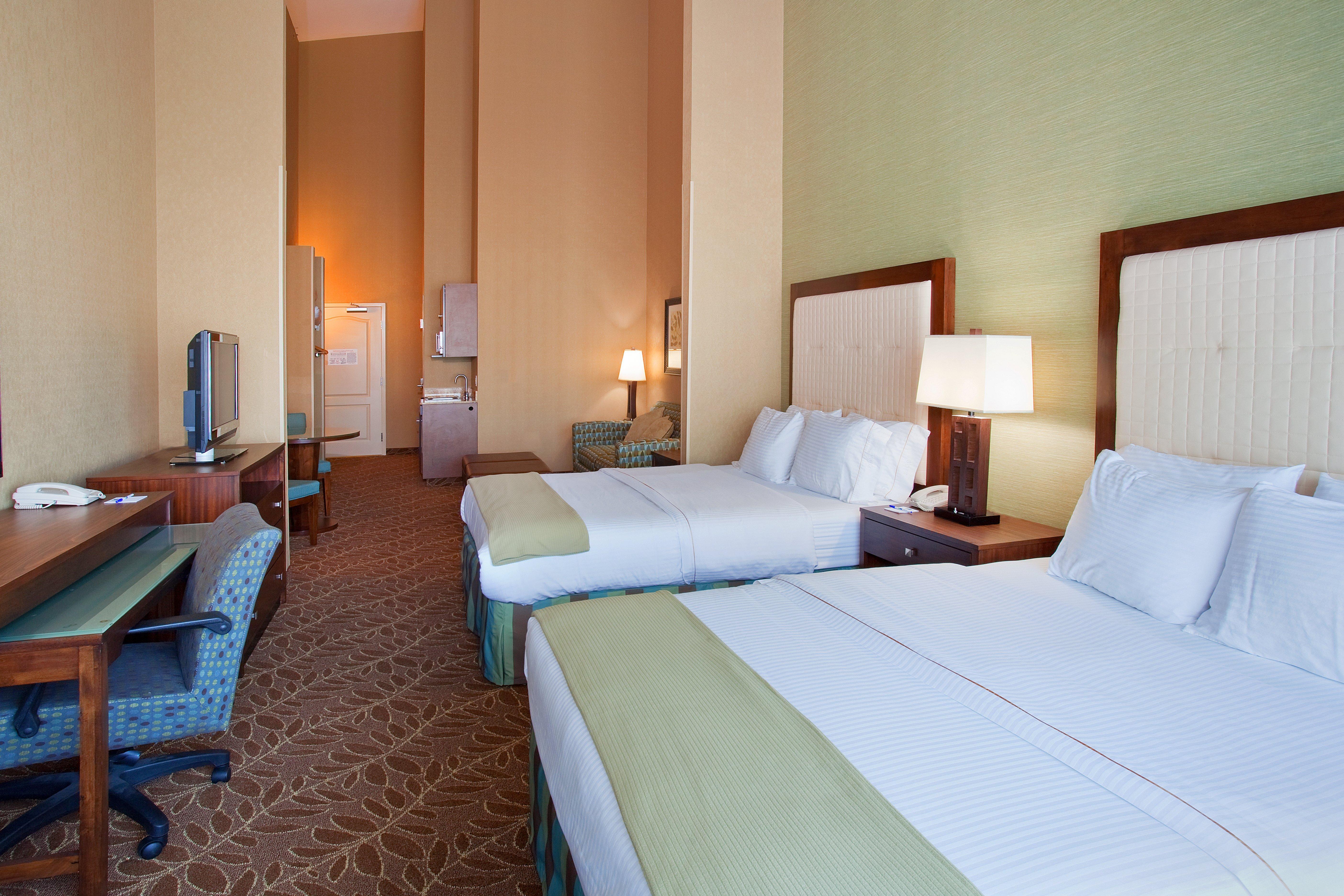 Holiday Inn Express & Suites Logan By Ihg Ngoại thất bức ảnh